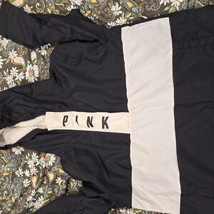 ❤️5/$25 Euc pink Victoria's secret anorak jacket